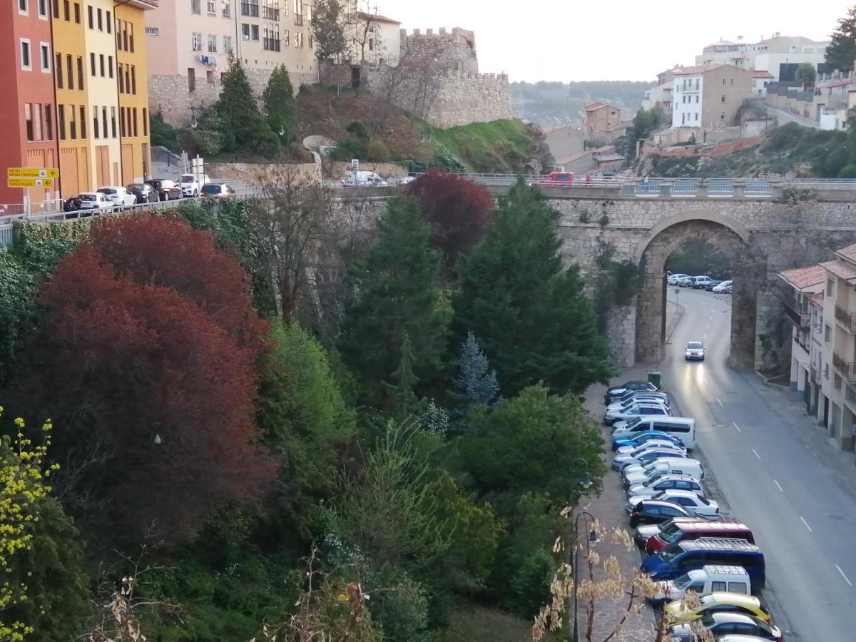 Estudios Los Arcos Τερουέλ Εξωτερικό φωτογραφία