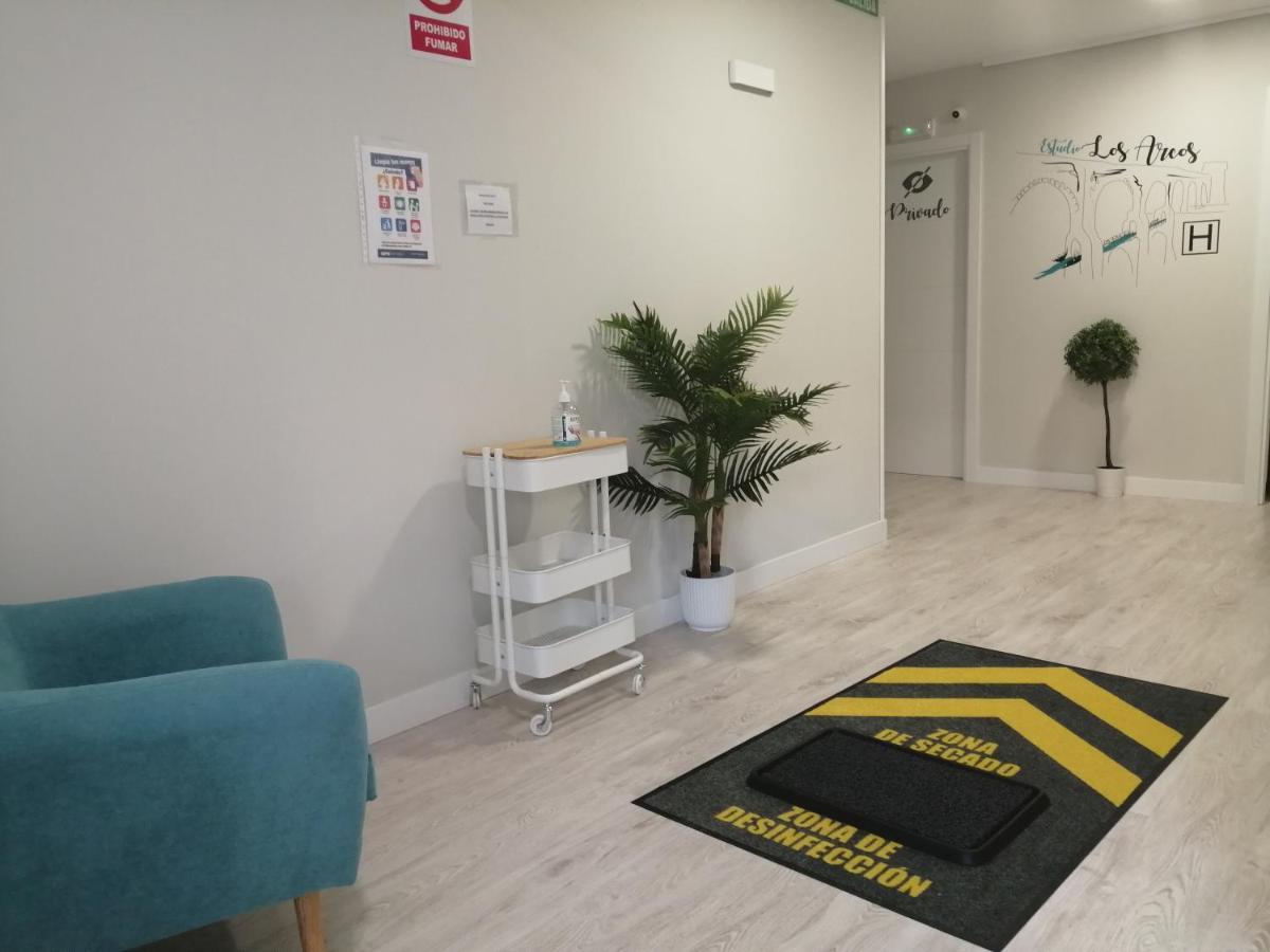 Estudios Los Arcos Τερουέλ Εξωτερικό φωτογραφία